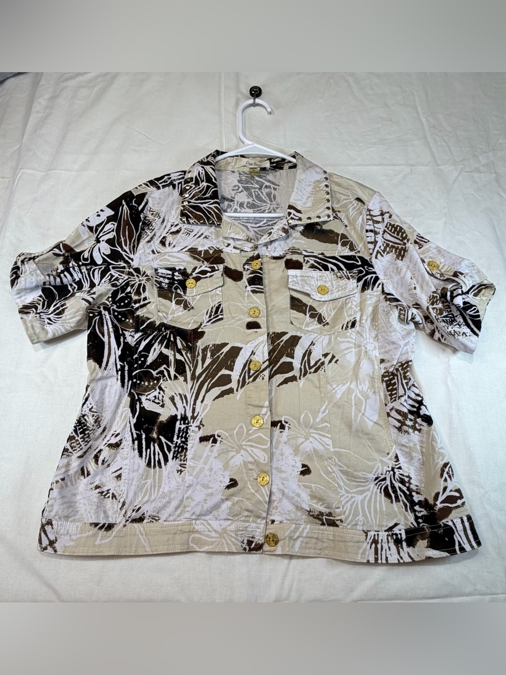 Onque Casuals Tropical-Print Shirt Jacket in Beige & Brown